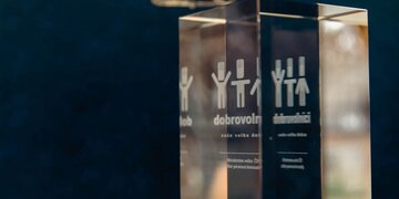 „Říkají o ní, že je anděl.“ Laureáti převzali národní Ceny za DOBROvolnictví
